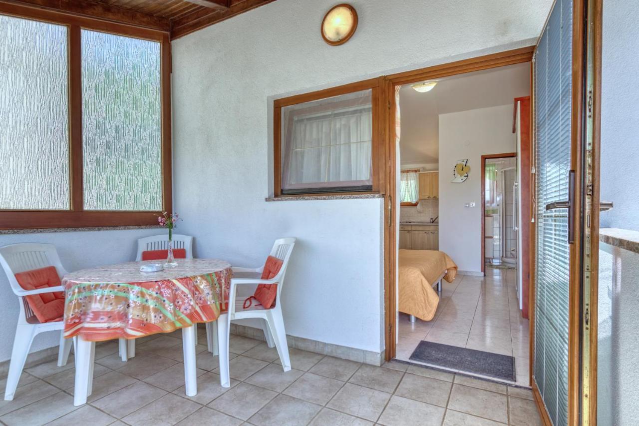 Apartmets Slavica 1644 Баньоле Екстериор снимка