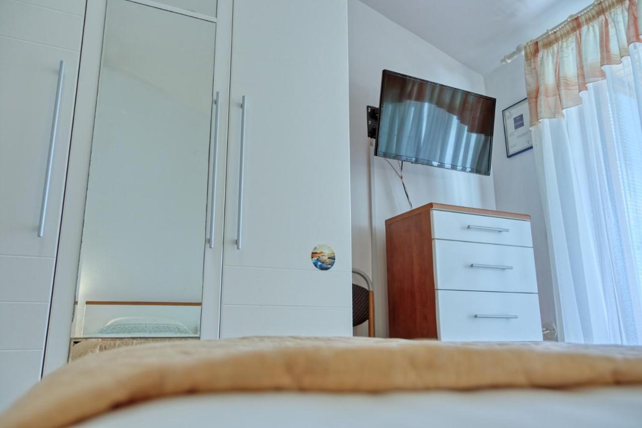 Apartmets Slavica 1644 Баньоле Екстериор снимка